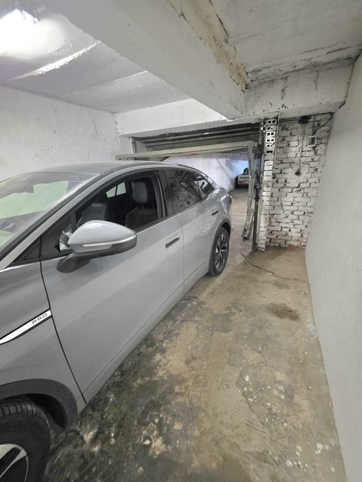 Închirieriz garaj, boxa depozitare