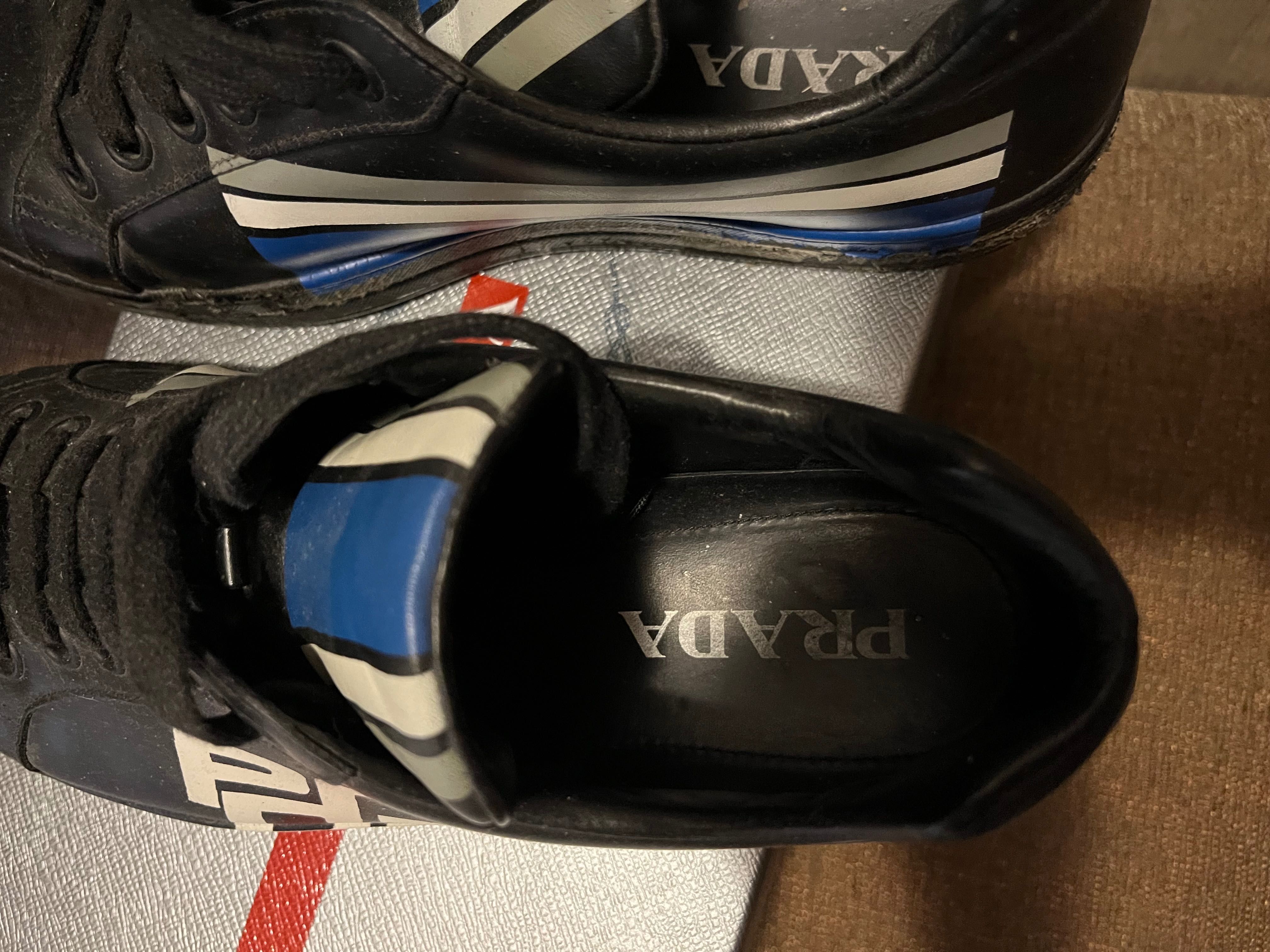 Мъжки обувки Prada