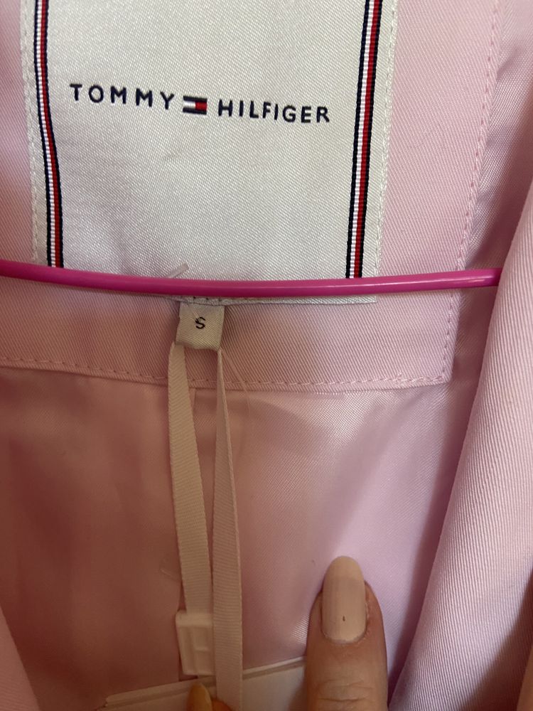Нов, с етикети, розов шлифер тренч Tommy Hilfiger, Размер S