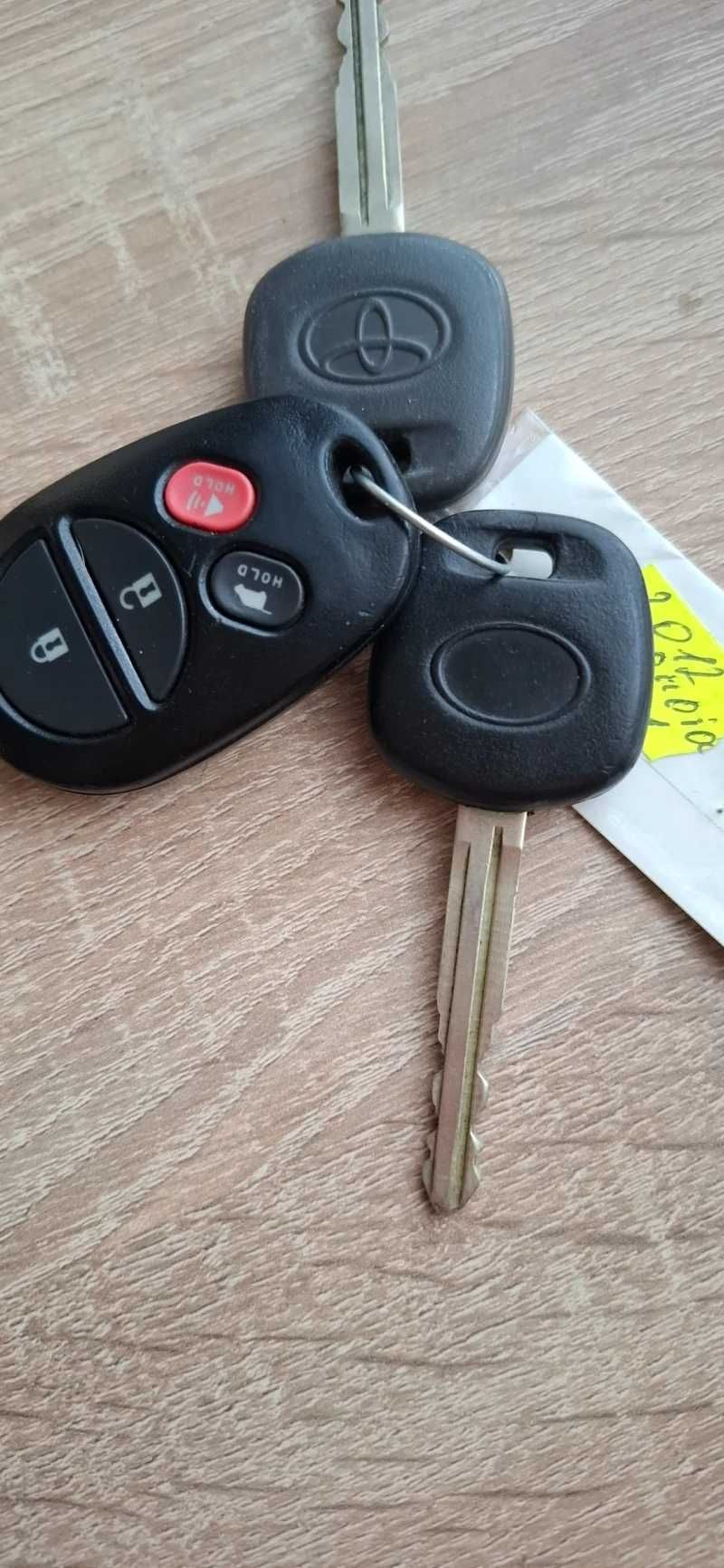 TOYOTA Sequoia 5.7 Platinum