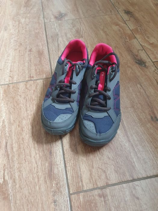 Încălțăminte Quechua, nr 38