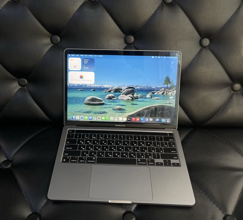 Apple MacBook Pro M1 2020 года в идеальном состояние