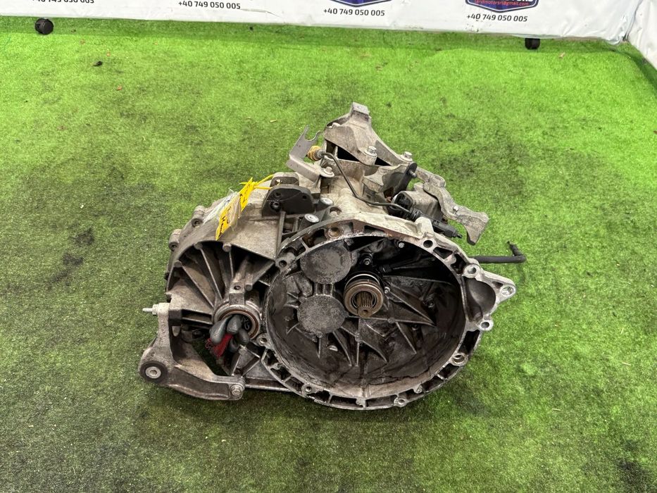 CUTIE VITEZE MANUALA 6 VITEZE MMT6 Ford Kuga Mk2 2.0 TDCi Diesel 140 hp / 103 kW 2012-2019 UFMA , COD: CV6R-7002-CCA , 6M2R-7F096-ED