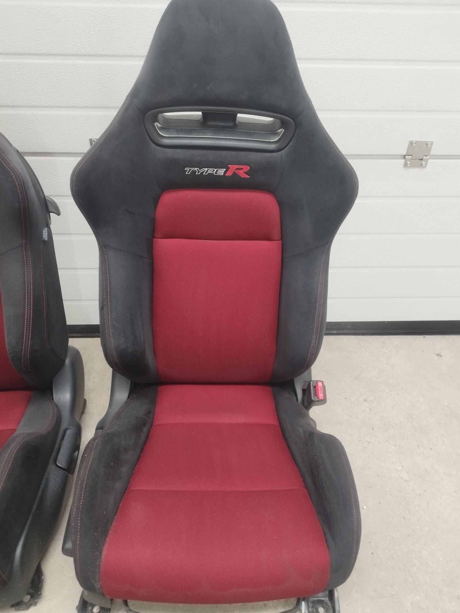 Седалки от civic fn2 type r сивик 8