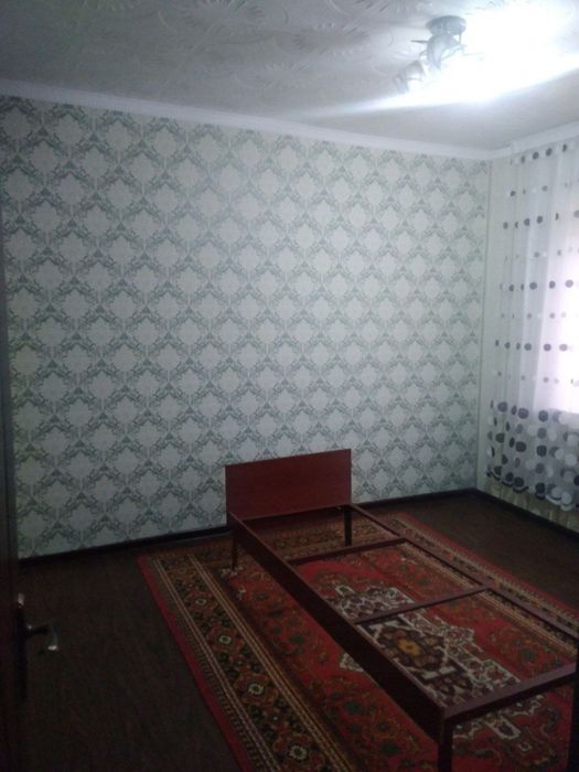 Продается 3 комнотная квартира в газалкенте нахаловка