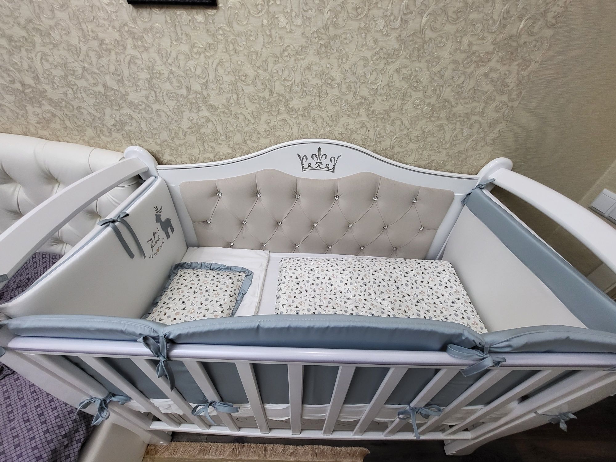 Продам детскую кроватку