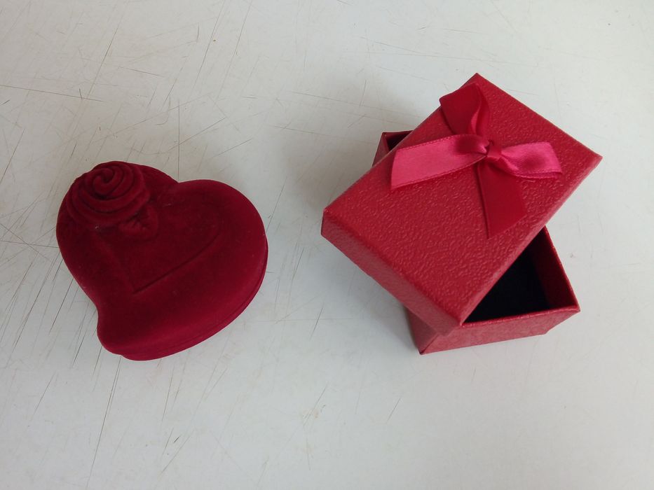 Кутийка за бижута сърце