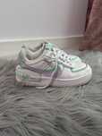 Adidasi nike air force 1 shadow