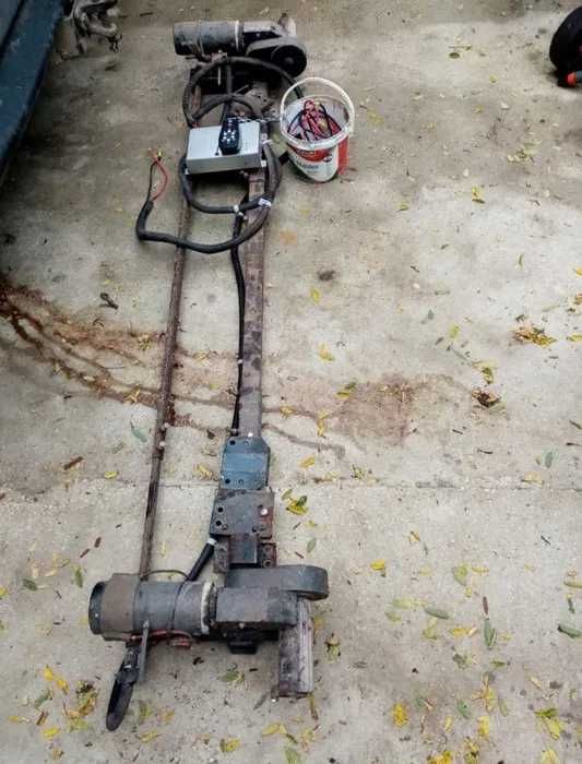 Задвижване за каравана 12 волта мотор мувър