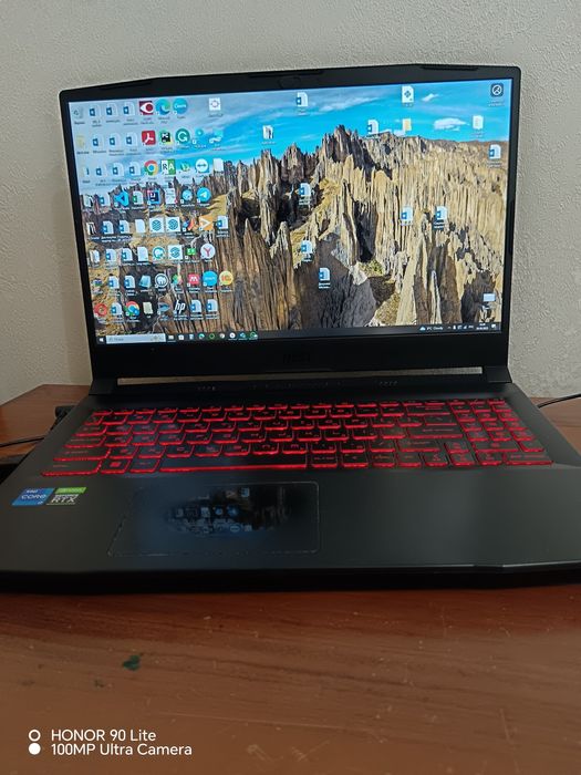 Продам ноутбук MSI Katana GF66