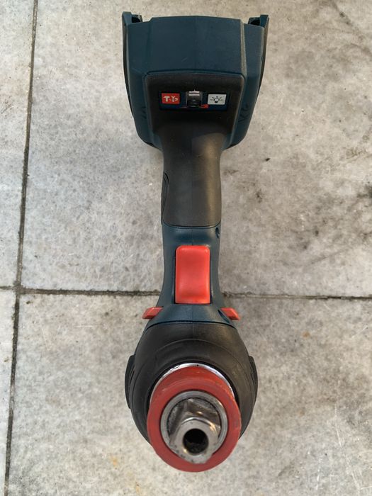 Bosch GDX 18V-200 C/безчетков акумулаторен ударен гайковерт