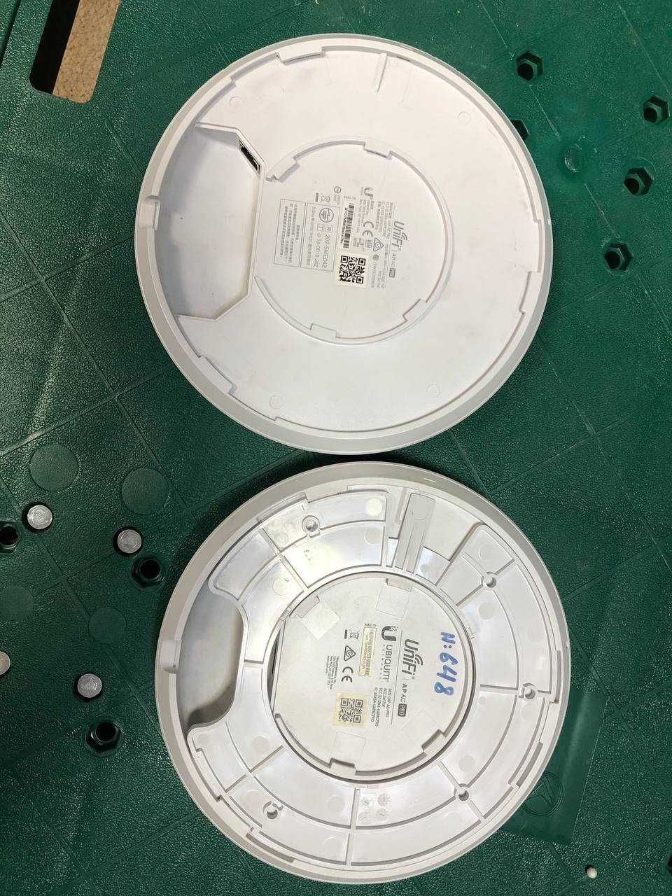 Ubiquiti Networks Unifi acces point (UAP-AC-PRO-US)