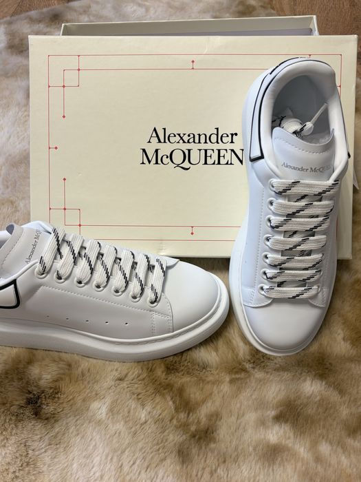adidasi Alexander McQueen