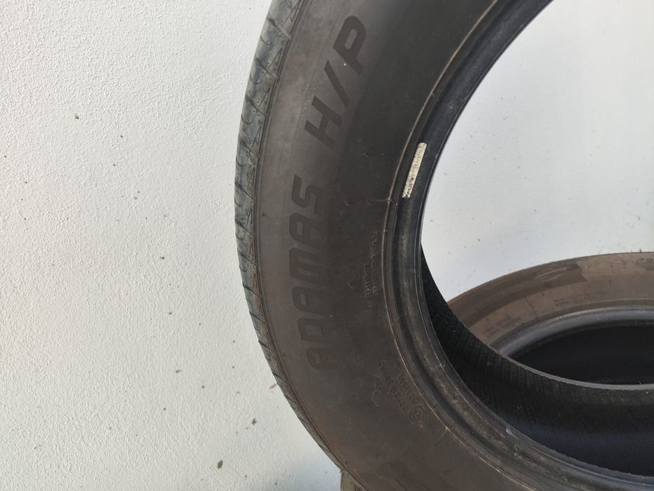 Vând set de 4 anvelope ca noi,profil vara 205 65 r16