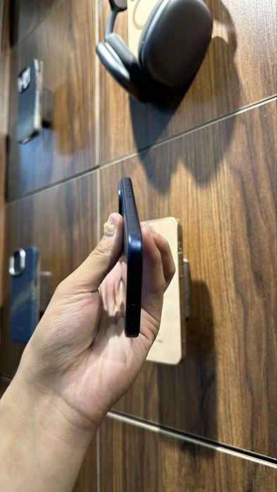 iphone 17 pro sim 256gb  100% 6 sikil Naxt va Nasiya savdo