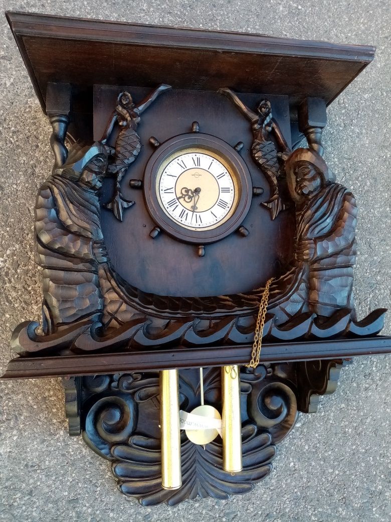 Pendula, ceas perete de dimensiuni impresionante in stilul Baroc, cuti