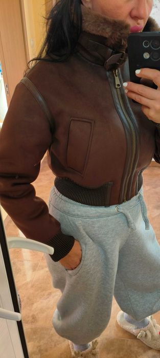 Дамско велурено яке