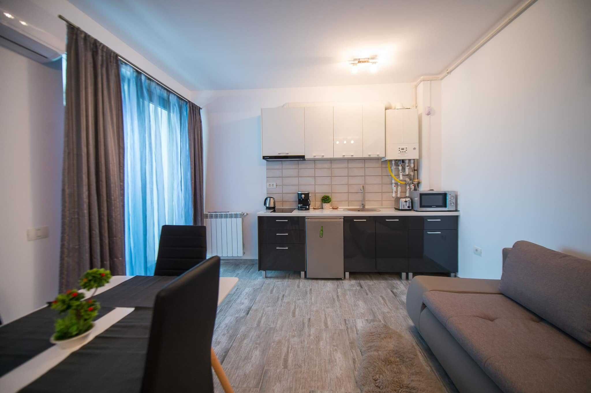 Apartament 2 camere de vanzare in Mamaia Nord + loc parcare privat