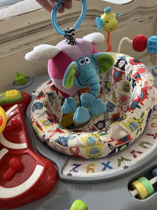 Проходилка Chipolino 4 в 1 Джоя Лукс