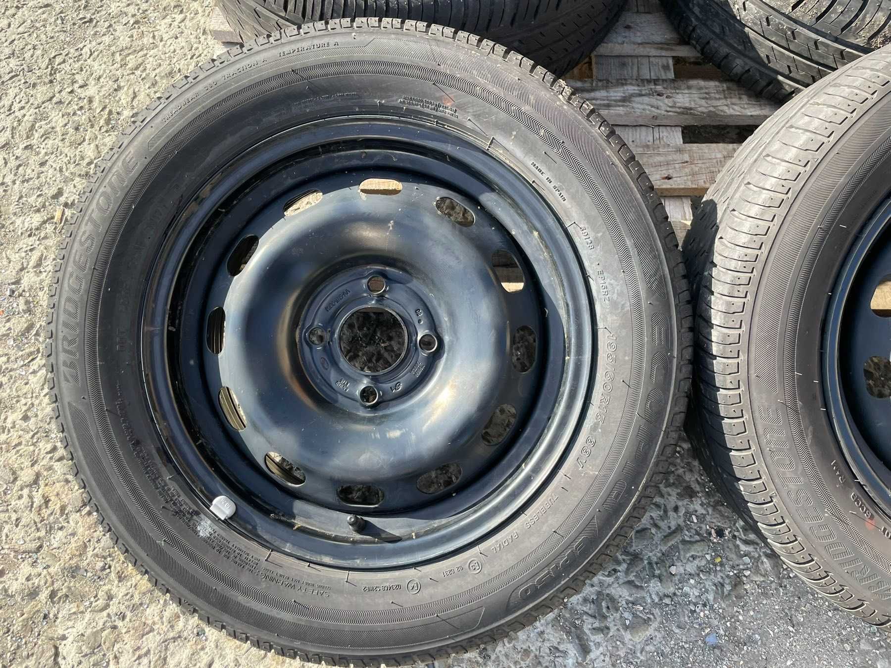 15 джанти 4х108 Ford Fiesta VII 6J et45 Bridgestone 195/60/15