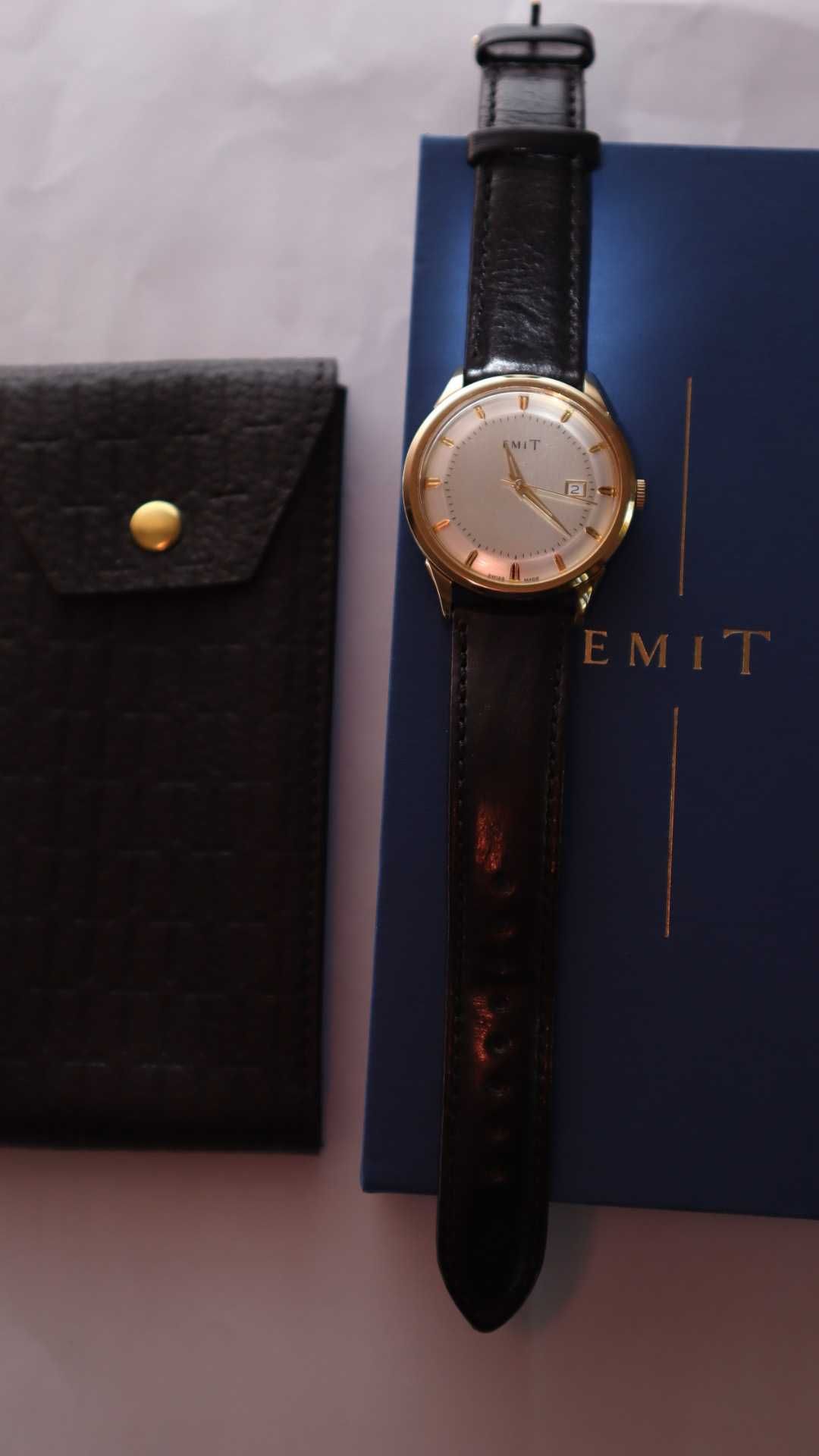 Лот от часовници Swatch Kenneth Cole Festina Casio Lineage Emit