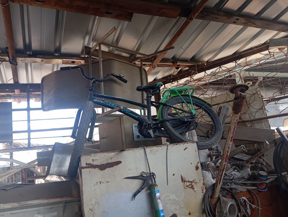 Metollom olamiz kelosi 2000 mingsum olamiz borib olib kelamiz