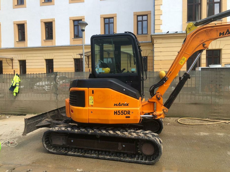 Excavator senile Hanix(Kubota) an 2014,  5.5T