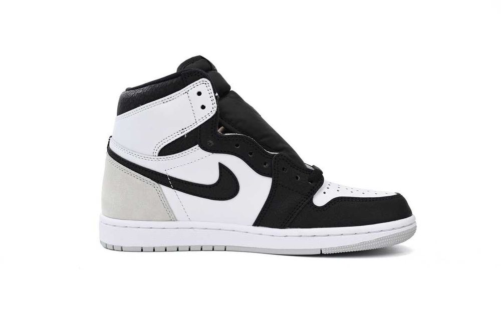 Nike Air Jordan 1 Retro High OG Bleached Coral
