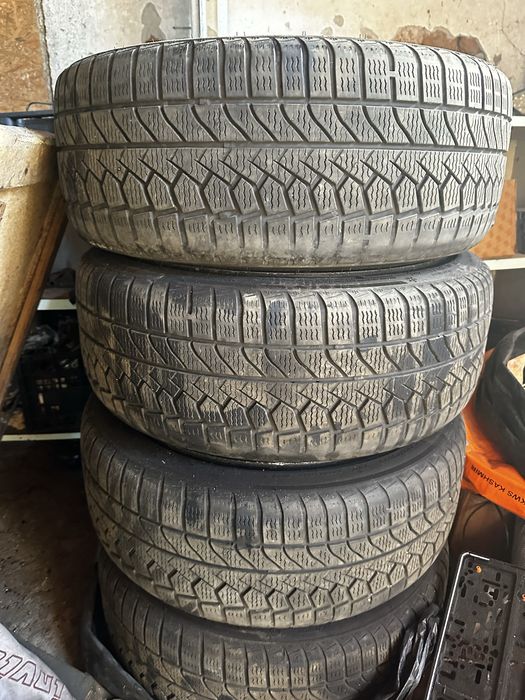 Anvelope iarna 225/40 R18