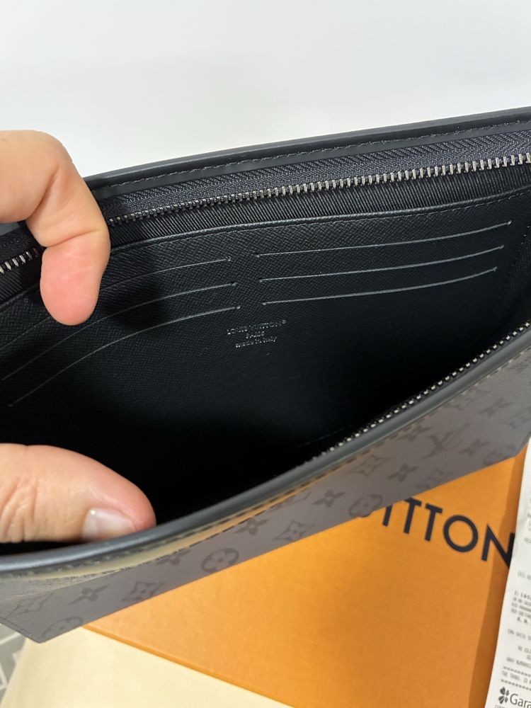 Мъжка чанта Louis Vuitton