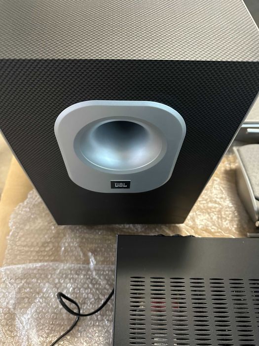 Sistem Audio Harman Kardon, sistem JBL 5,1 schimb