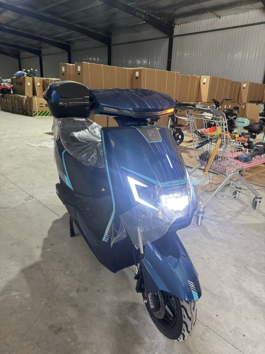 Scuter Electric 100km Autonomie GARANTIE SI FACTURA