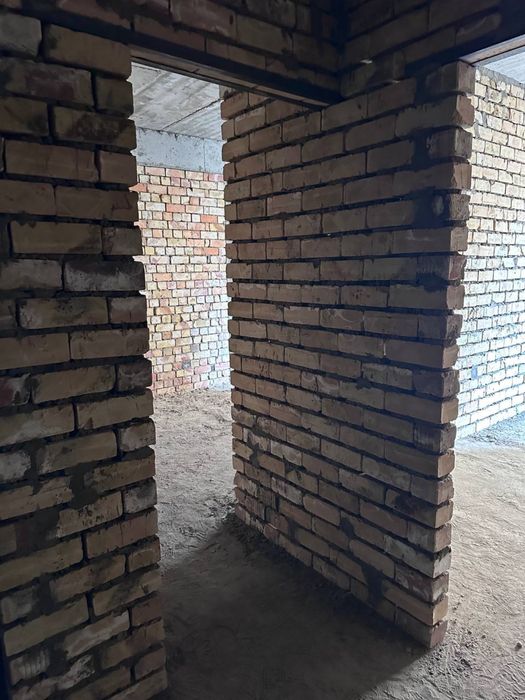 Новостройка метро Яшнабад Олмос Resedence 2/2/9 дом кирпичный 55 м2