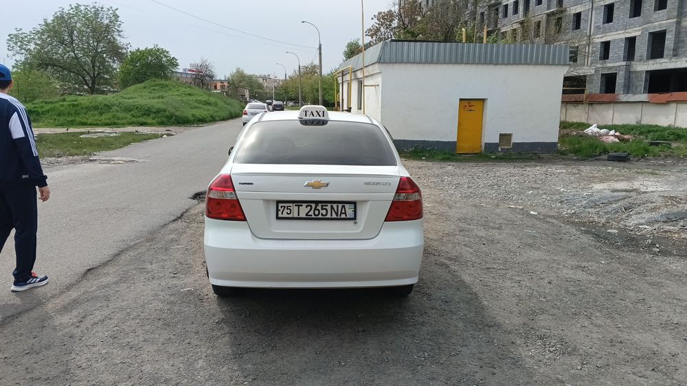Продается Нексия 3