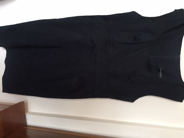 Продавам елегантна рокля " Кредо"