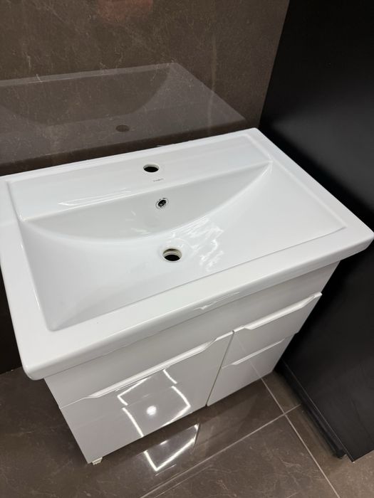 Раковина с тумбой Kirovit — 46×70 см