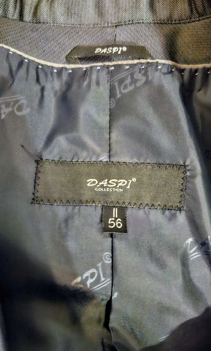 Costum elegant Daspi, 80% lână, ca nou!