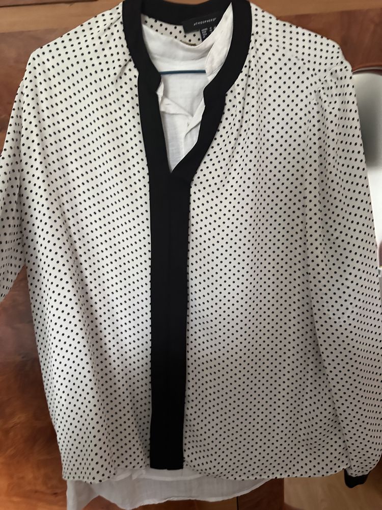Bluza noua.