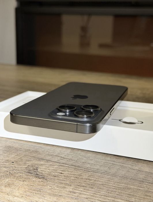Vand/schimb iphone 15 pro max
