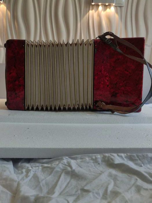 Акордеон Велтмайстер Стела 60 баса