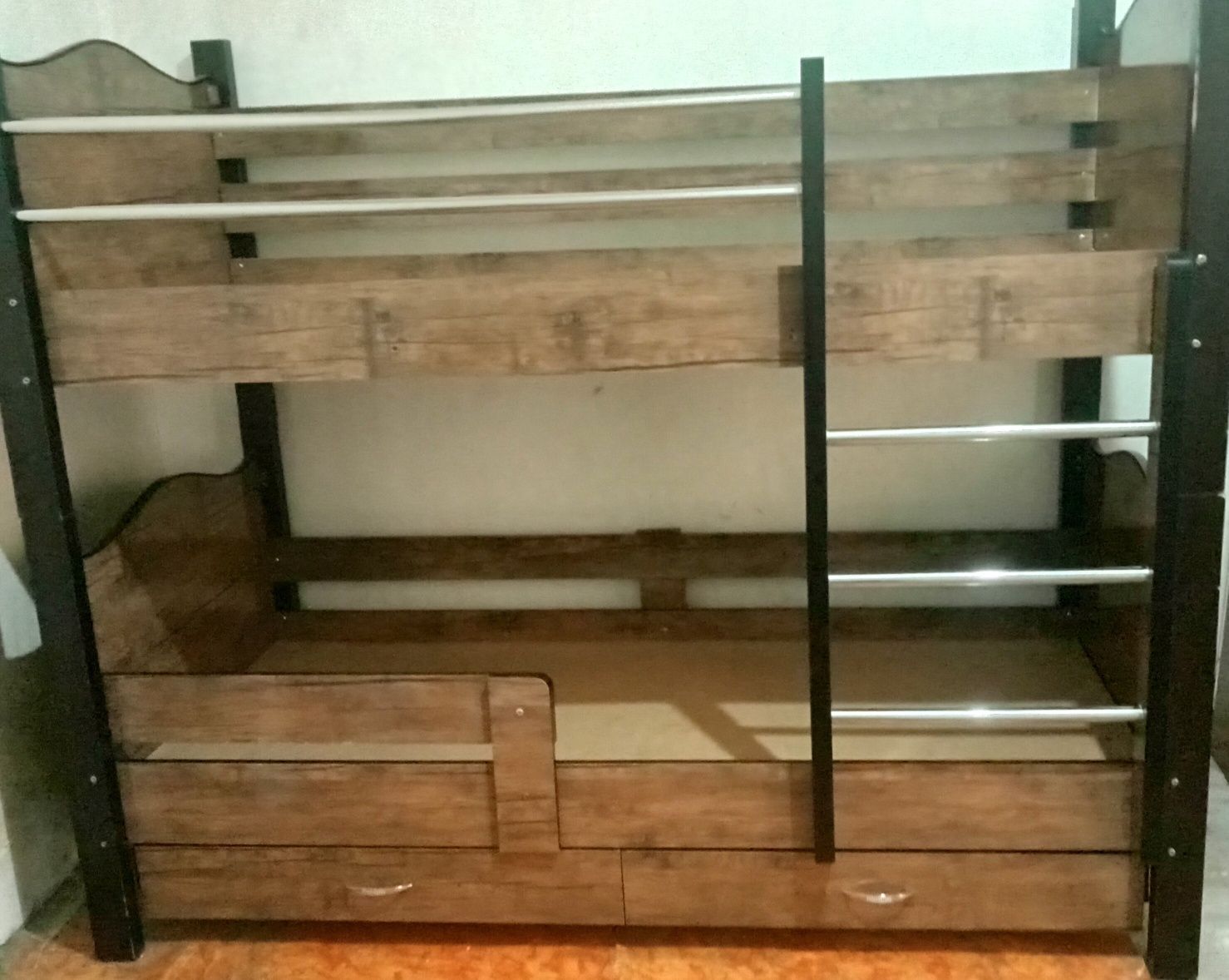 2 kishilik divan