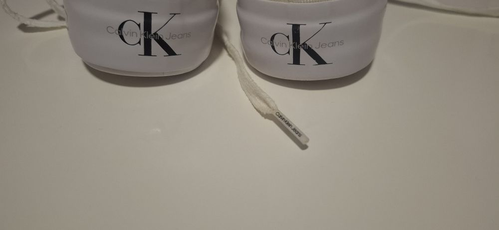 Tenisi Calvin Klein nr 37