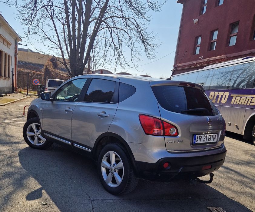 Vând Nisan Qashqai 1.5 DCI