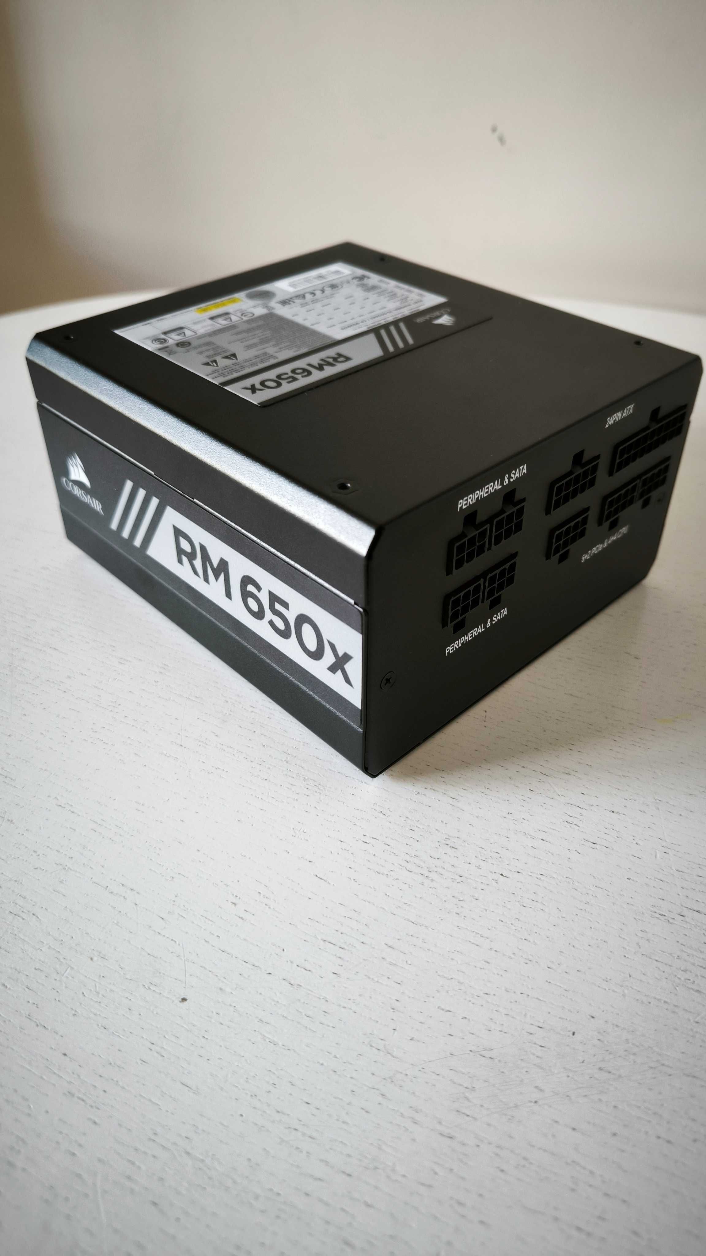 Захранване Corsair RM 650x - Gold + 12VH pwr кабел за Nvidia карти