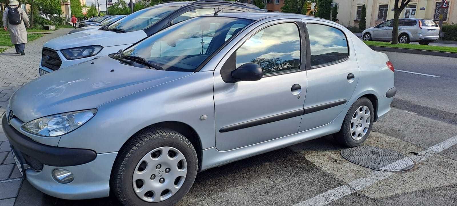 Peugeot 206/ Benzina si gaz