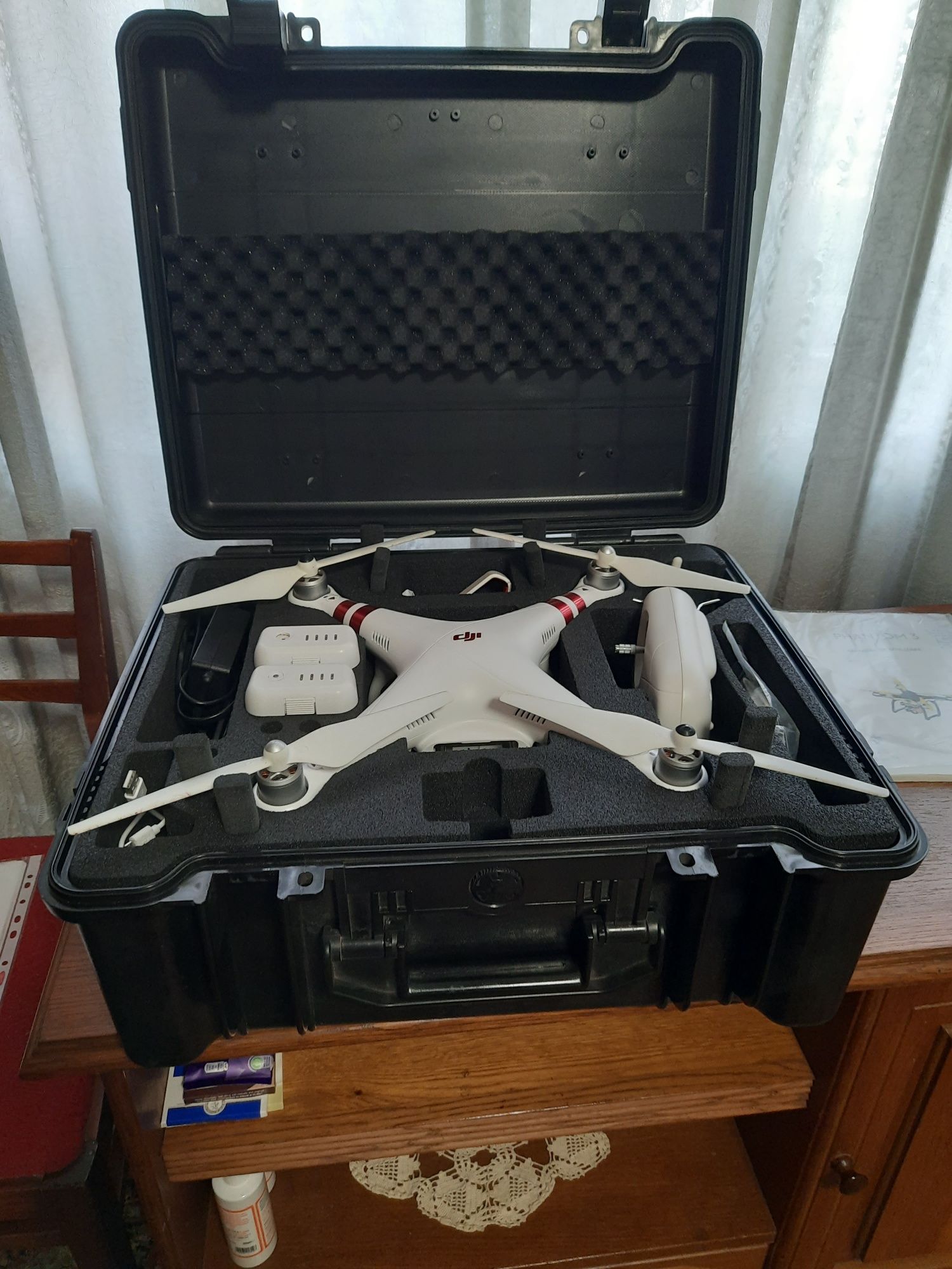 Vand drona DJI Phanton 3 Standard - pachet complet