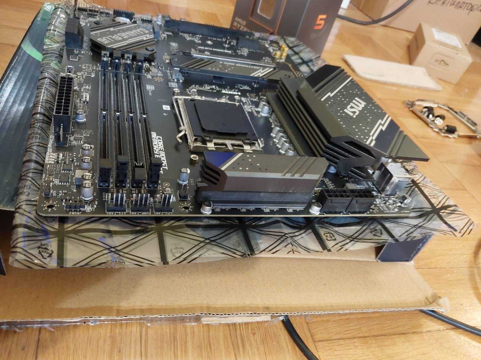 AMD Ryzen 9 7900 + MSI B650 Gaming Plus Wi-Fi