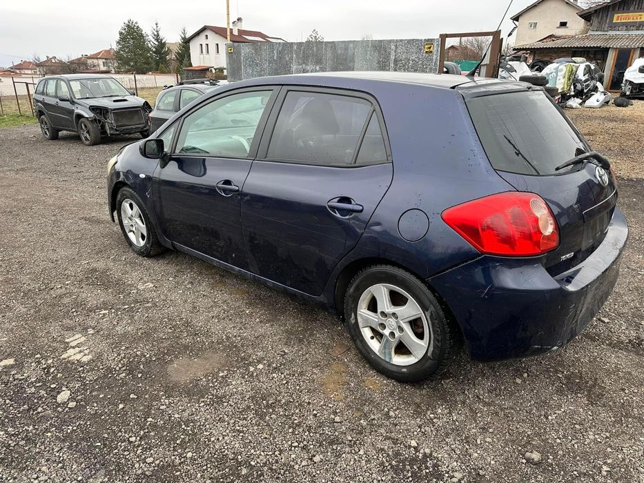 Тойота Аурис Toyota Auris 1.6 vvti 124 кс На части!