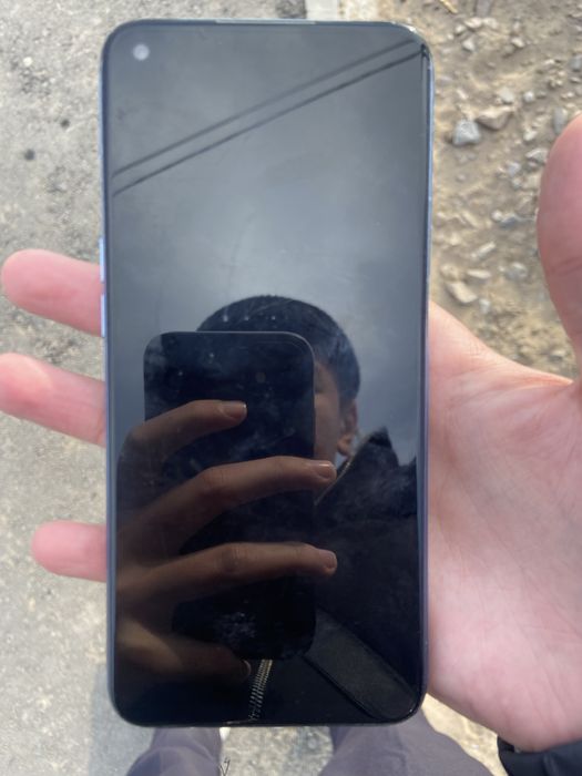 реалми 7 в идеале ни царапин ничего нет 64гб