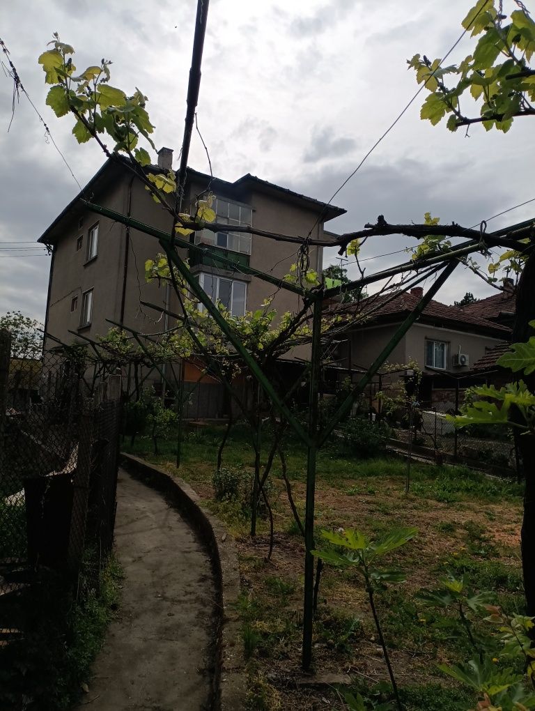 Продава се Етаж от къща в Две могили - 100 кв.м за 550 €/кв.м - Снимка #3